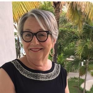 Meet your Posher, Phyllis